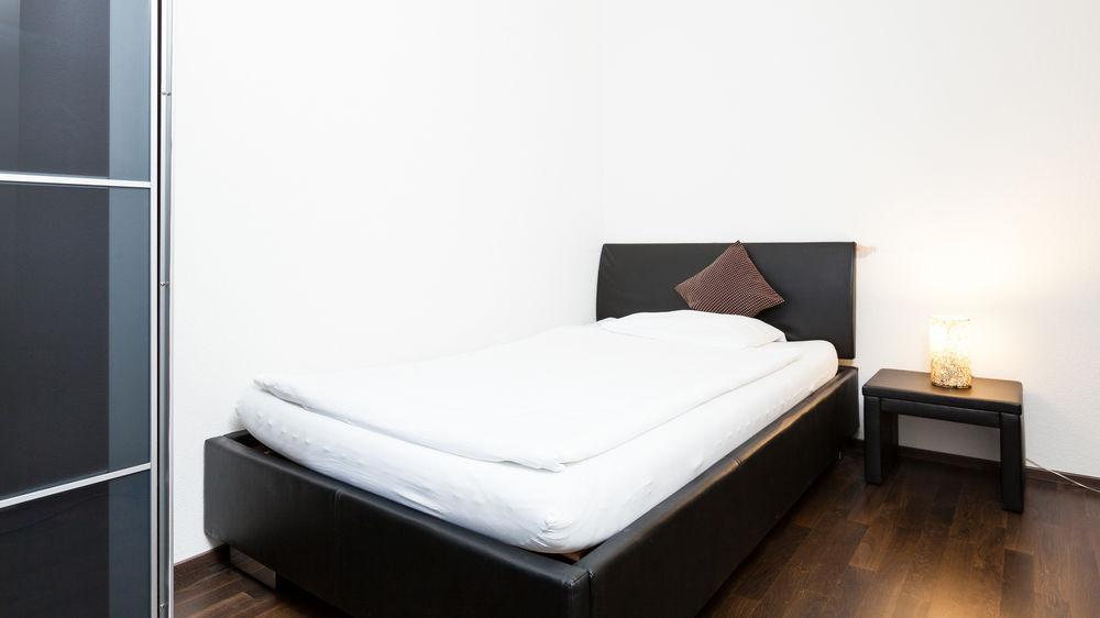 Swiss Star Guesthouse District 3 - Contactless Self Check-In Zurich Extérieur photo