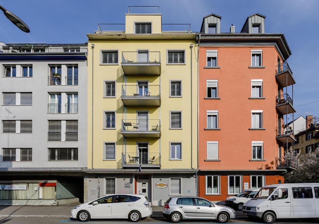 Swiss Star Guesthouse District 3 - Contactless Self Check-In Zurich Extérieur photo