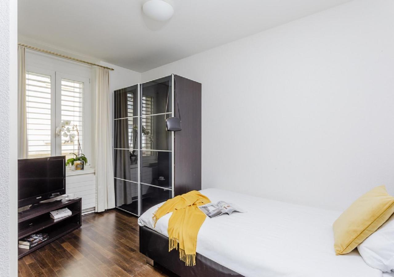 Swiss Star Guesthouse District 3 - Contactless Self Check-In Zurich Extérieur photo